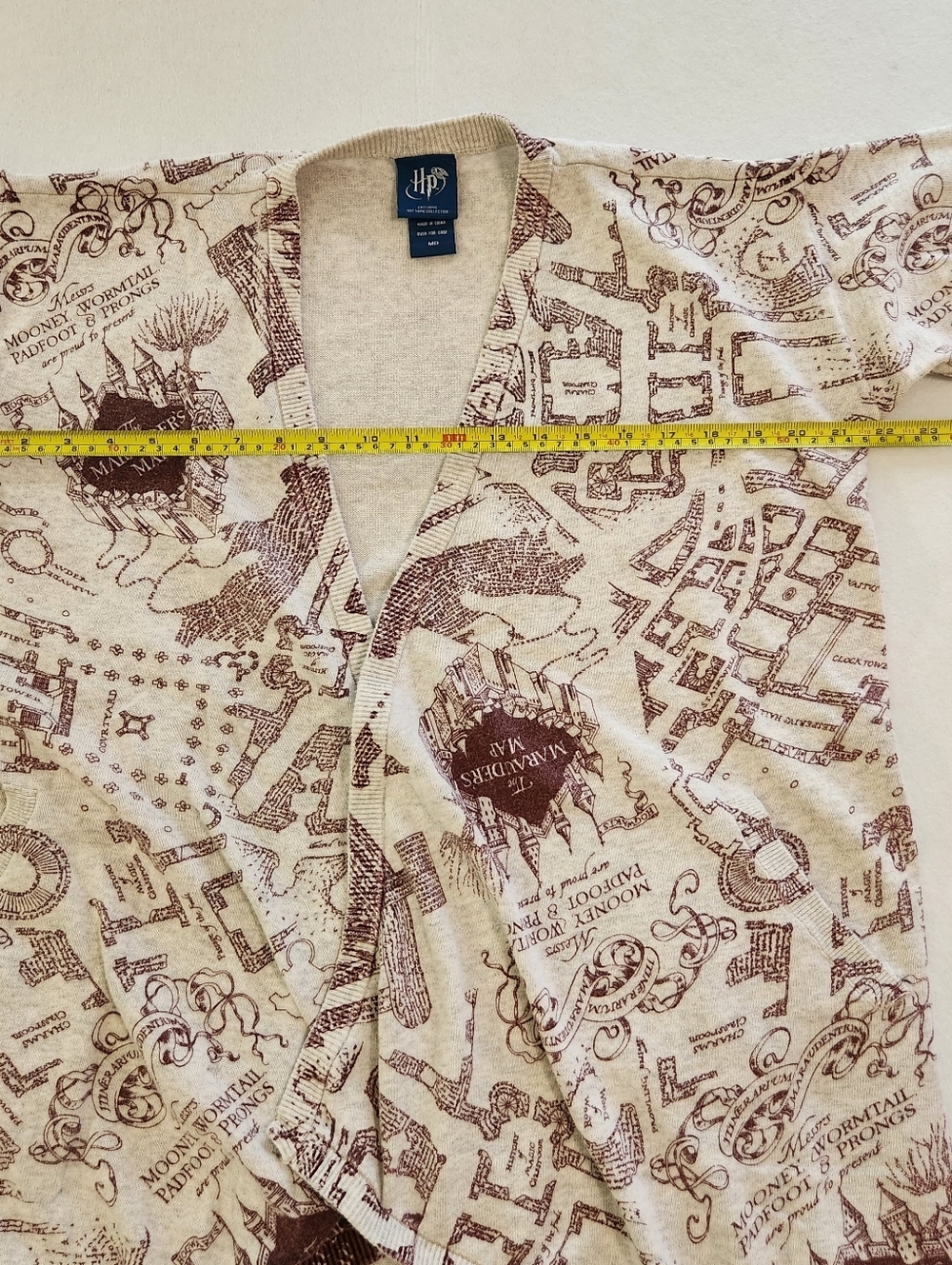 Hot Topic Harry Potter Cream and Brown Graphic Open-Front Cardigan Size Medium - Picture 5 of 8